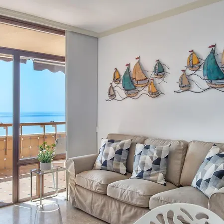 Aloha Amazing Sea Views At Carihuela Torremolinos